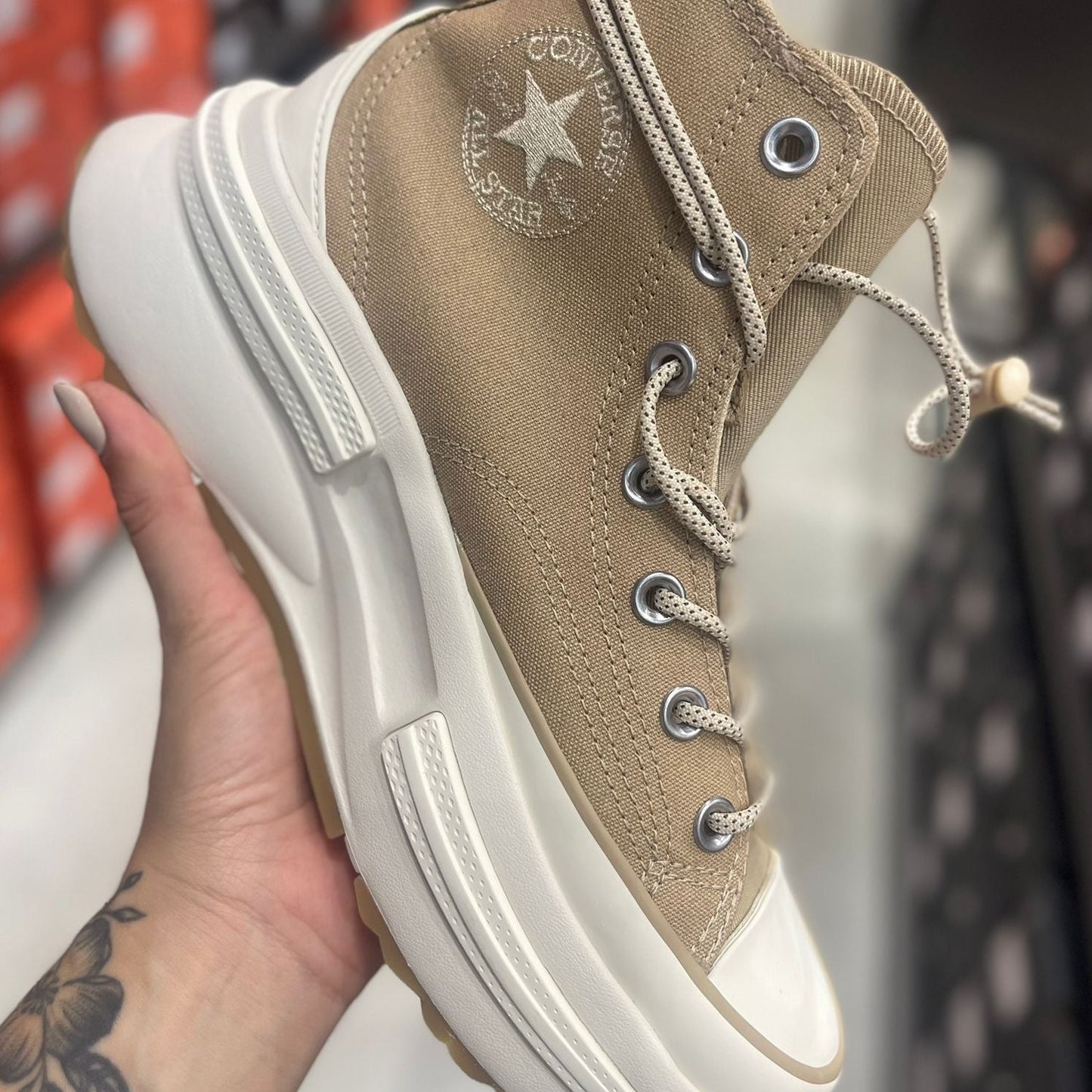 Por encargo- Converse $169.990